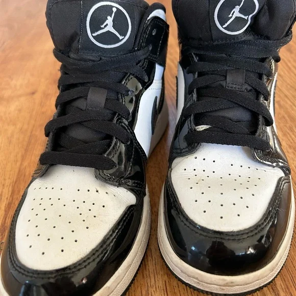 Nike Air Jordan 1 Mid SE All-Star Carbon Fiber GS 2021 DD2192-001. Size 5 Youth - Picture 8 of 14